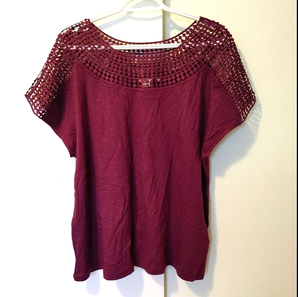 Reitmans Tops - 🔥3/$25 | Reitmans | short sleeve top